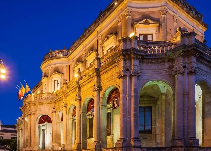 Toro House Noto