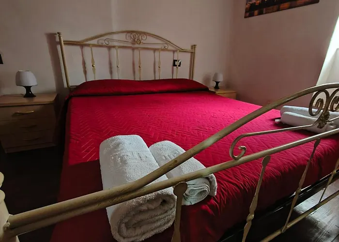 Toro House Noto